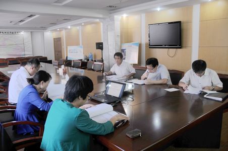 �������ս�����̳- ��Ȩ���Ĳ��˵�����