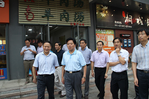 �������ս�����̳- ��Ȩ���Ĳ��˵�����