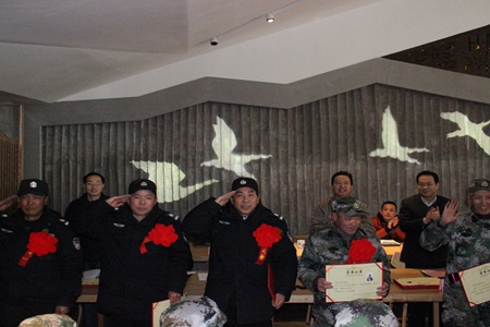 �������ս�����̳- ��Ȩ���Ĳ��˵�����