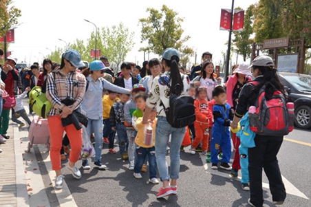 �������ս�����̳- ��Ȩ���Ĳ��˵�����