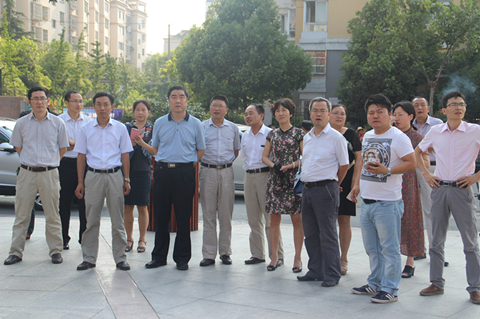 �������ս�����̳- ��Ȩ���Ĳ��˵�����