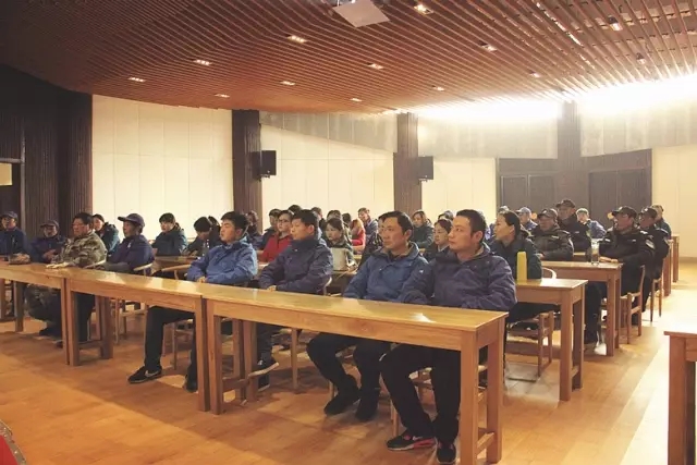 �������ս�����̳- ��Ȩ���Ĳ��˵�����