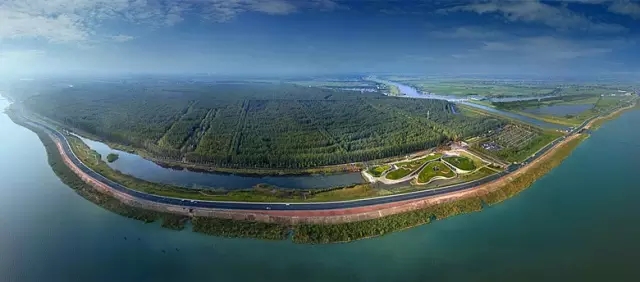 �������ս�����̳- ��Ȩ���Ĳ��˵�����