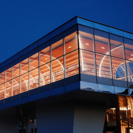 �Ϸ��а�������������Ͷ�����޹�˾