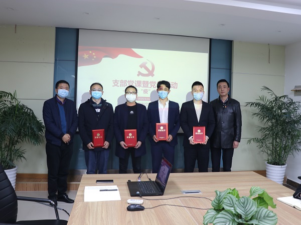 �������ս�����̳- ��Ȩ���Ĳ��˵�����