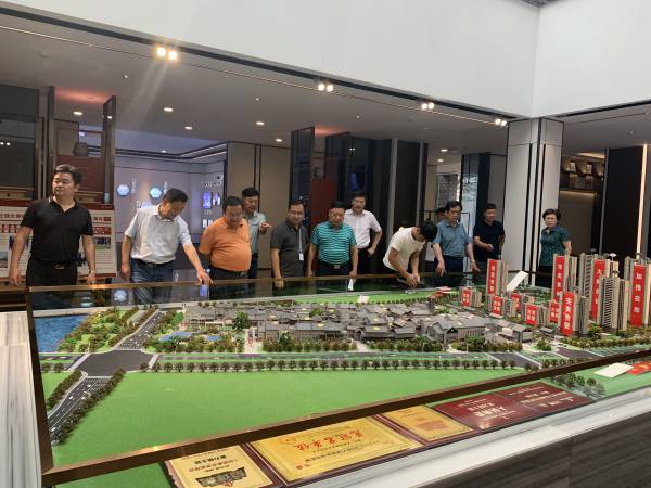 �������ս�����̳- ��Ȩ���Ĳ��˵�����