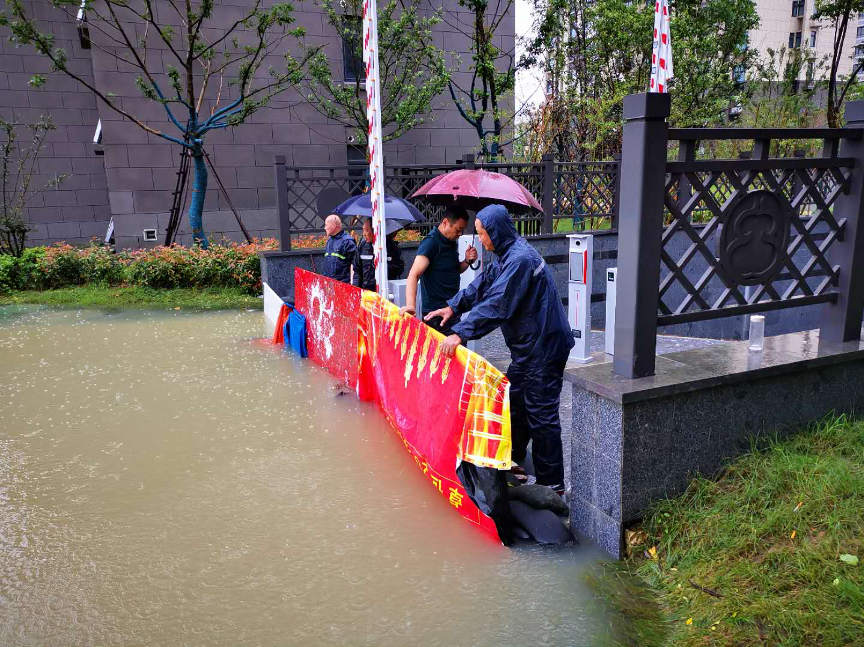 �������ս�����̳- ��Ȩ���Ĳ��˵�����