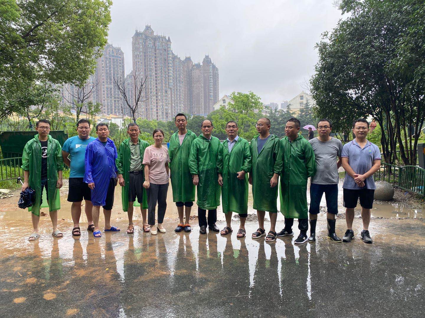 �������ս�����̳- ��Ȩ���Ĳ��˵�����