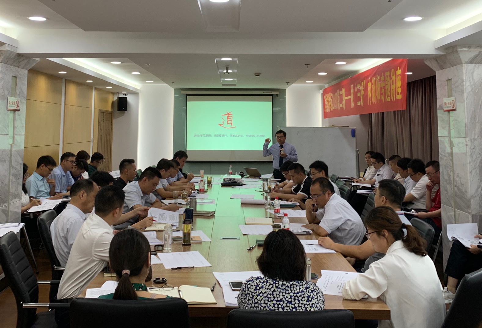 �������ս�����̳- ��Ȩ���Ĳ��˵�����