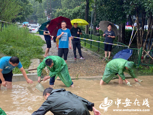 �������ս�����̳- ��Ȩ���Ĳ��˵�����