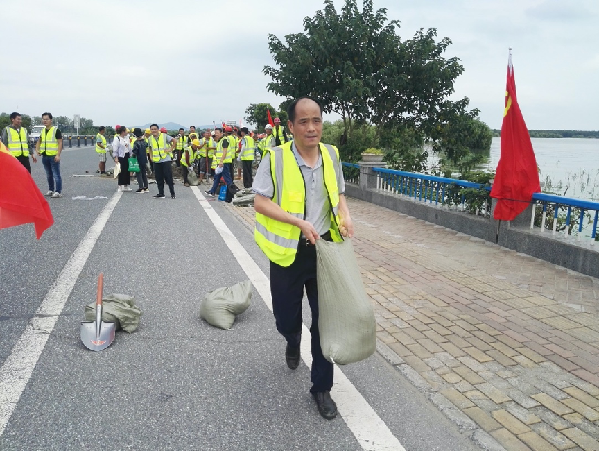 �������ս�����̳- ��Ȩ���Ĳ��˵�����