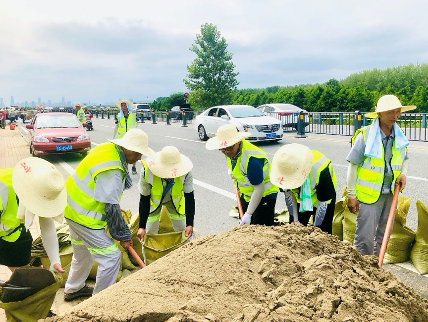 �������ս�����̳- ��Ȩ���Ĳ��˵�����