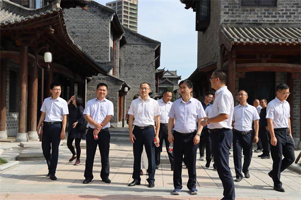 �������ս�����̳- ��Ȩ���Ĳ��˵�����