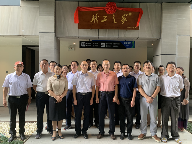 �������ս�����̳- ��Ȩ���Ĳ��˵�����