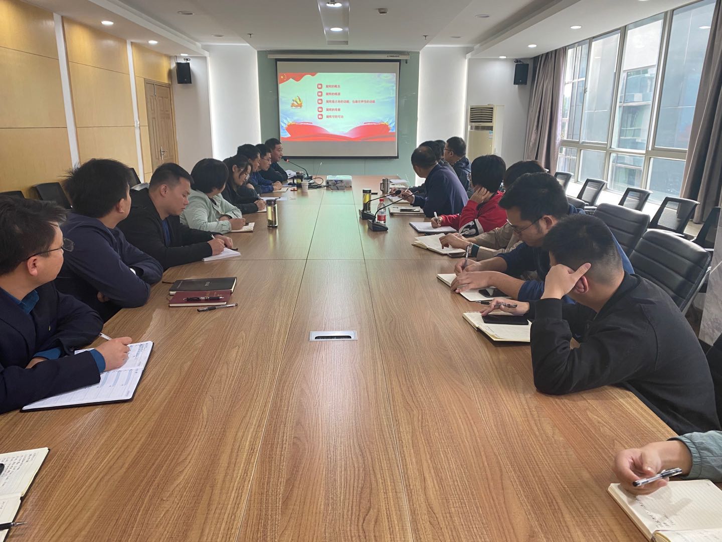 �������ս�����̳- ��Ȩ���Ĳ��˵�����