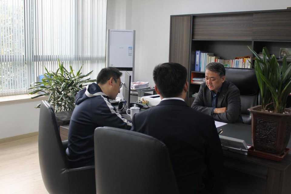 �������ս�����̳- ��Ȩ���Ĳ��˵�����