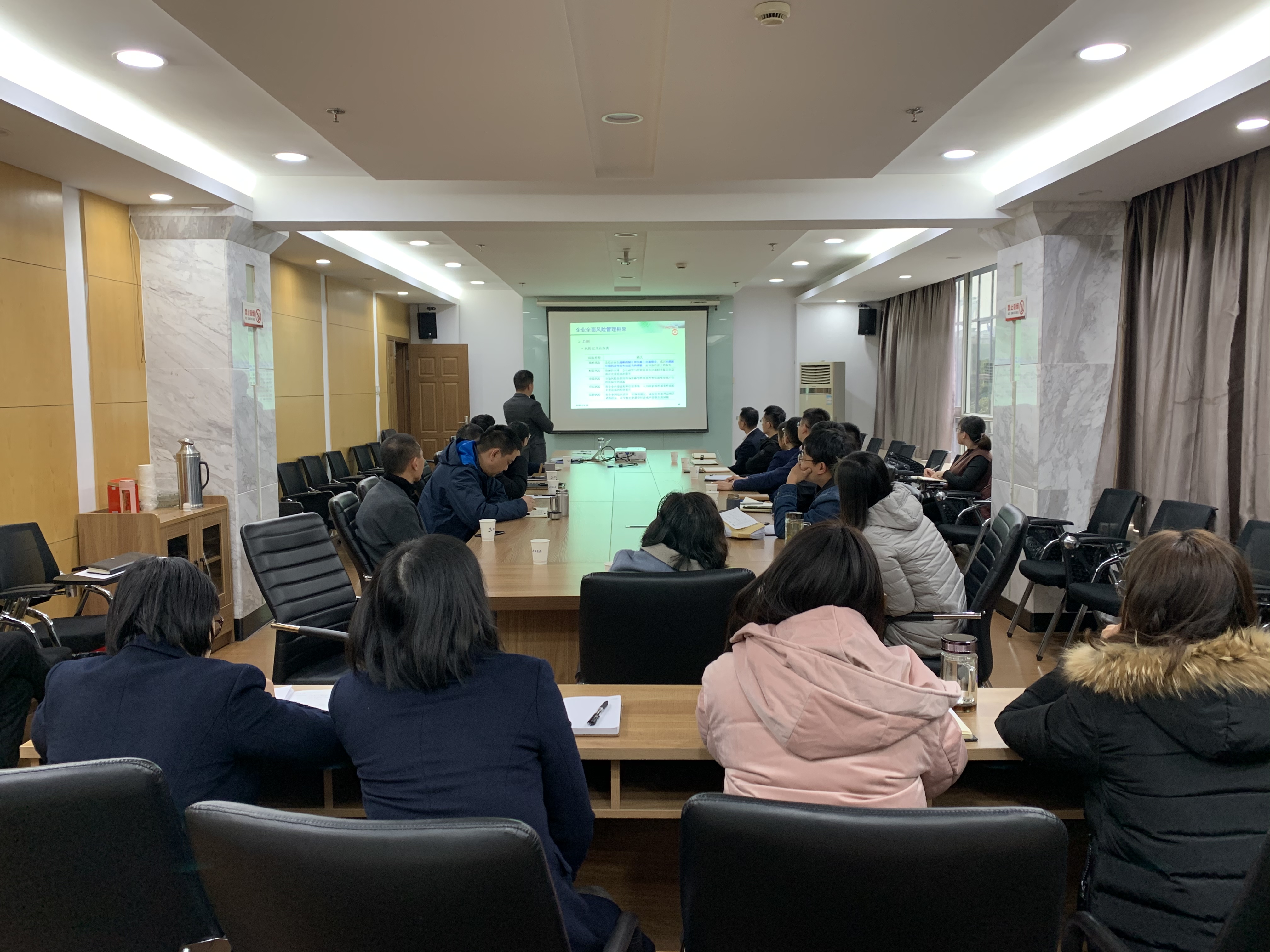 �������ս�����̳- ��Ȩ���Ĳ��˵�����