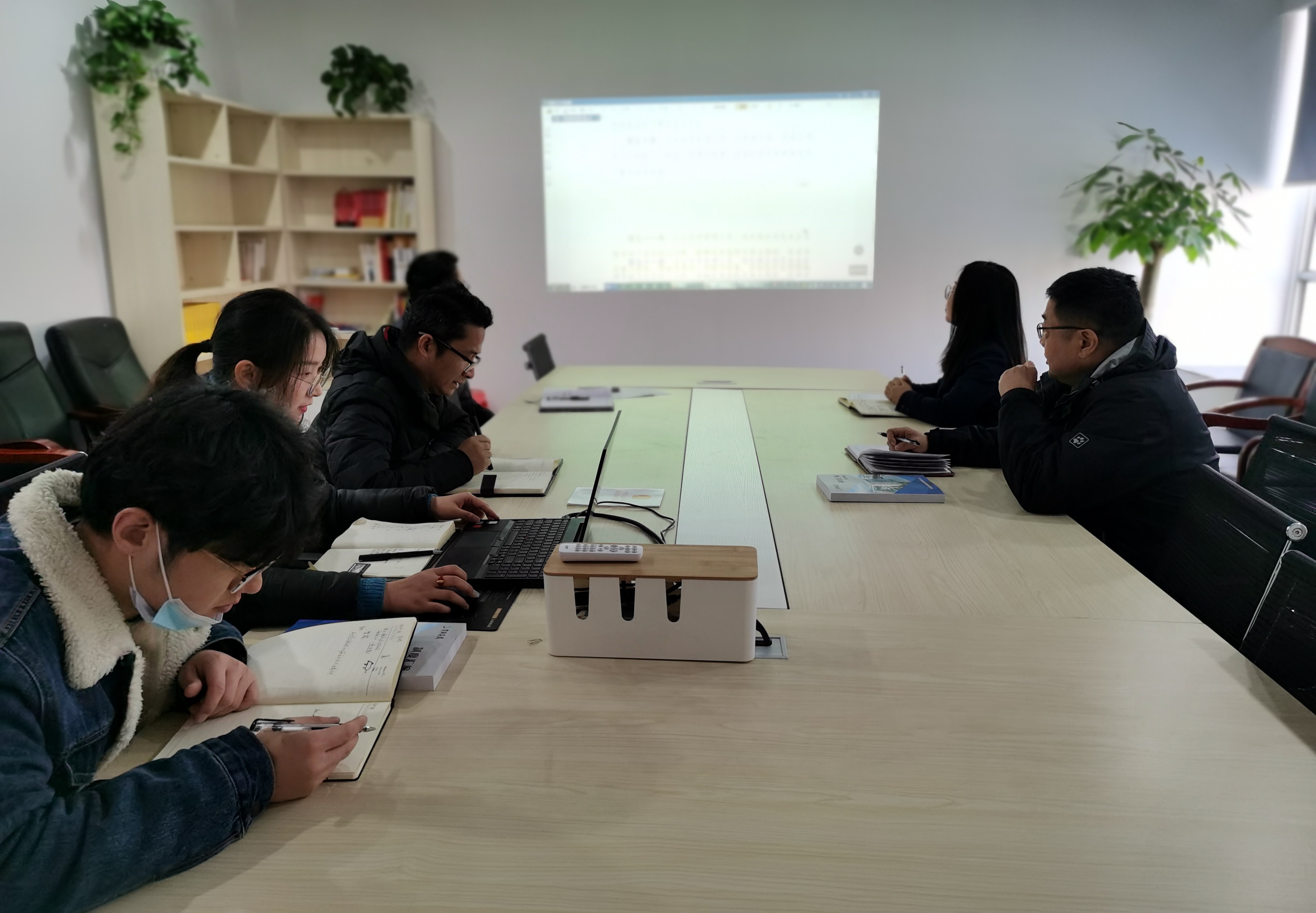 �������ս�����̳- ��Ȩ���Ĳ��˵�����