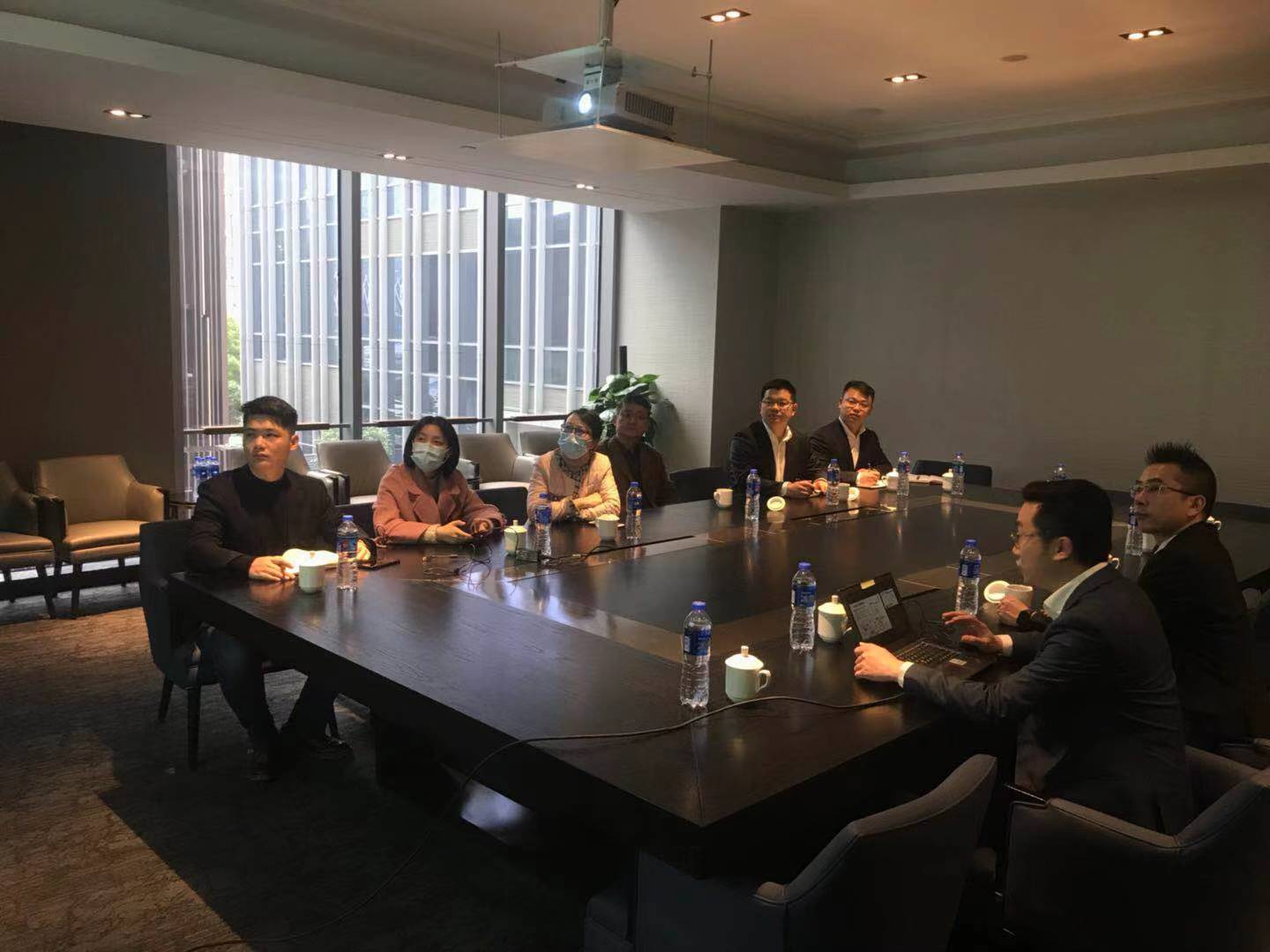 �������ս�����̳- ��Ȩ���Ĳ��˵�����