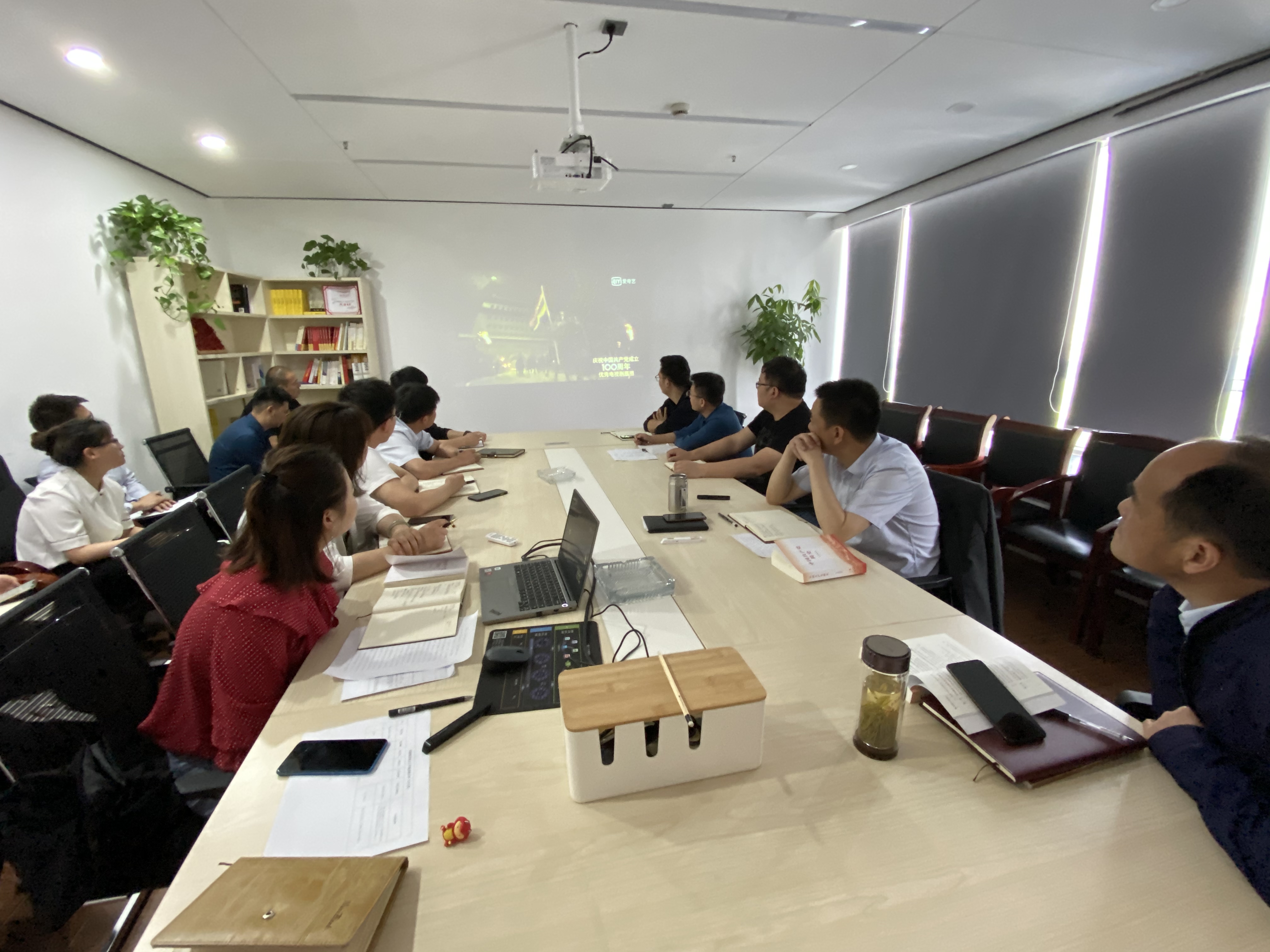 �������ս�����̳- ��Ȩ���Ĳ��˵�����