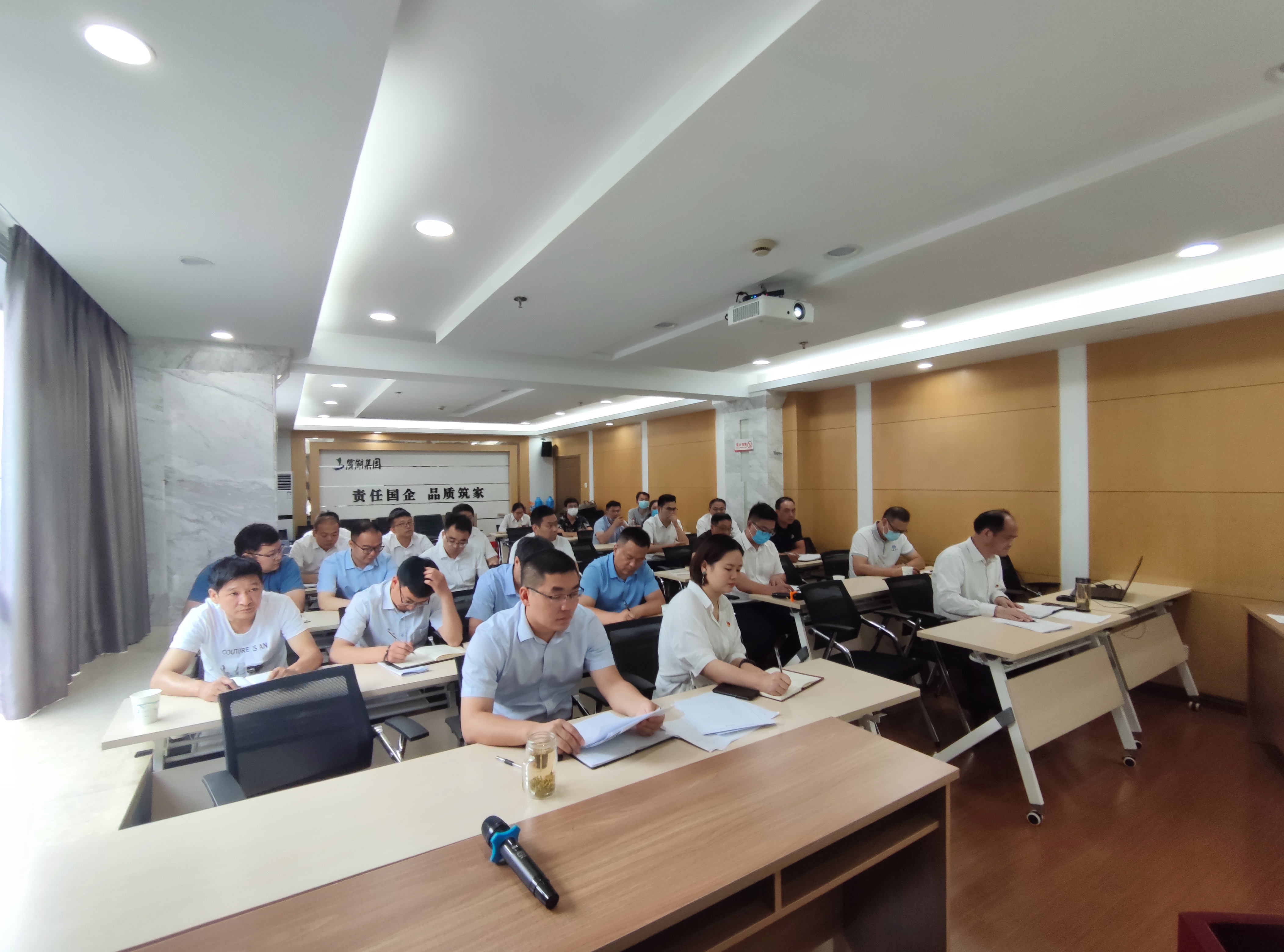 �������ս�����̳- ��Ȩ���Ĳ��˵�����