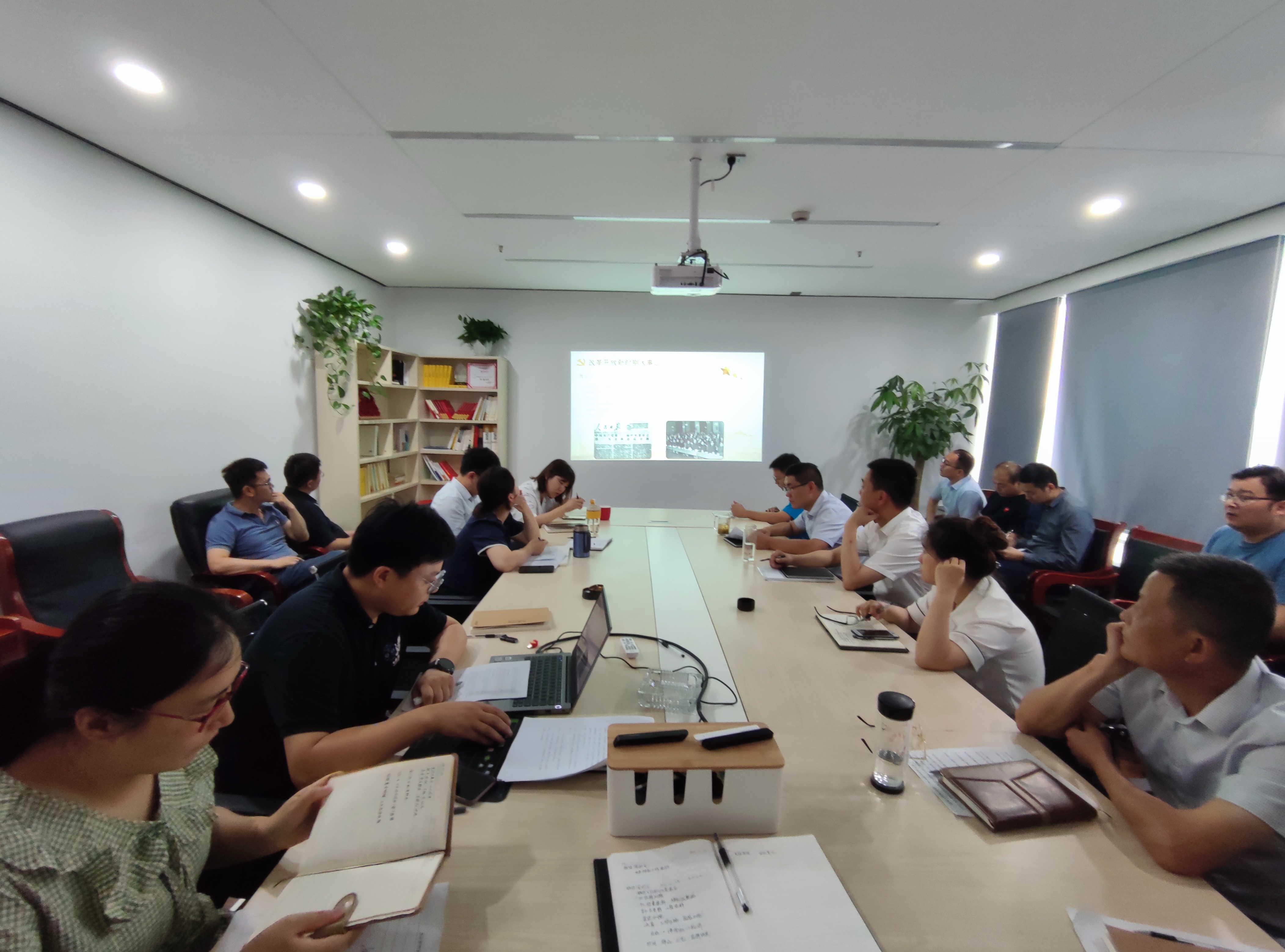 �������ս�����̳- ��Ȩ���Ĳ��˵�����