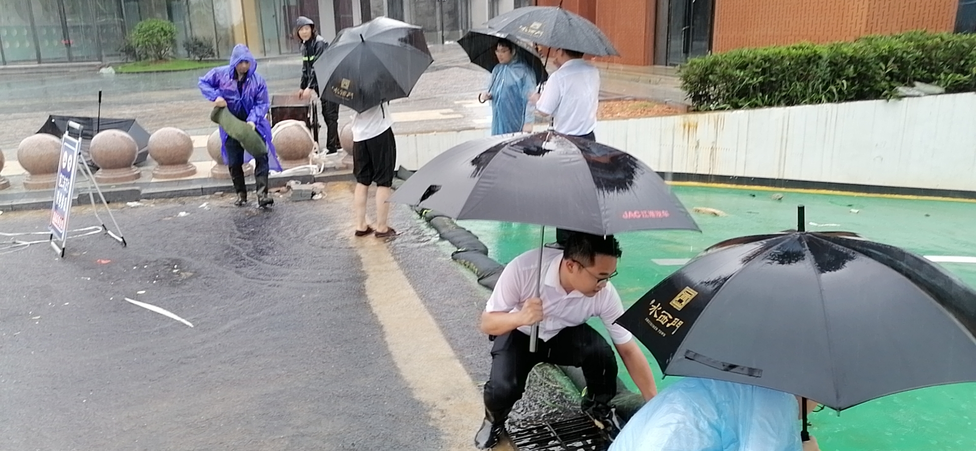 �������ս�����̳- ��Ȩ���Ĳ��˵�����