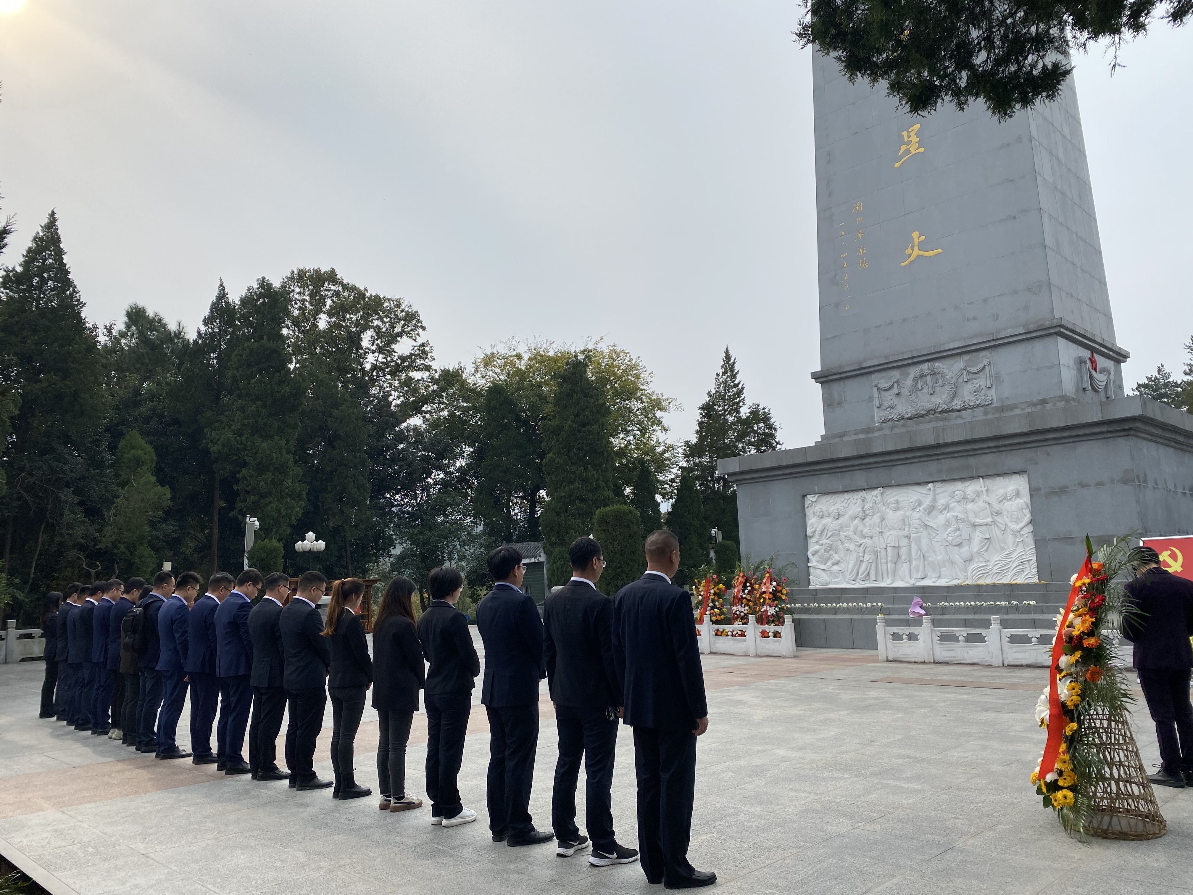 �������ս�����̳- ��Ȩ���Ĳ��˵�����