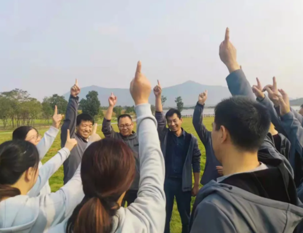 �������ս�����̳- ��Ȩ���Ĳ��˵�����