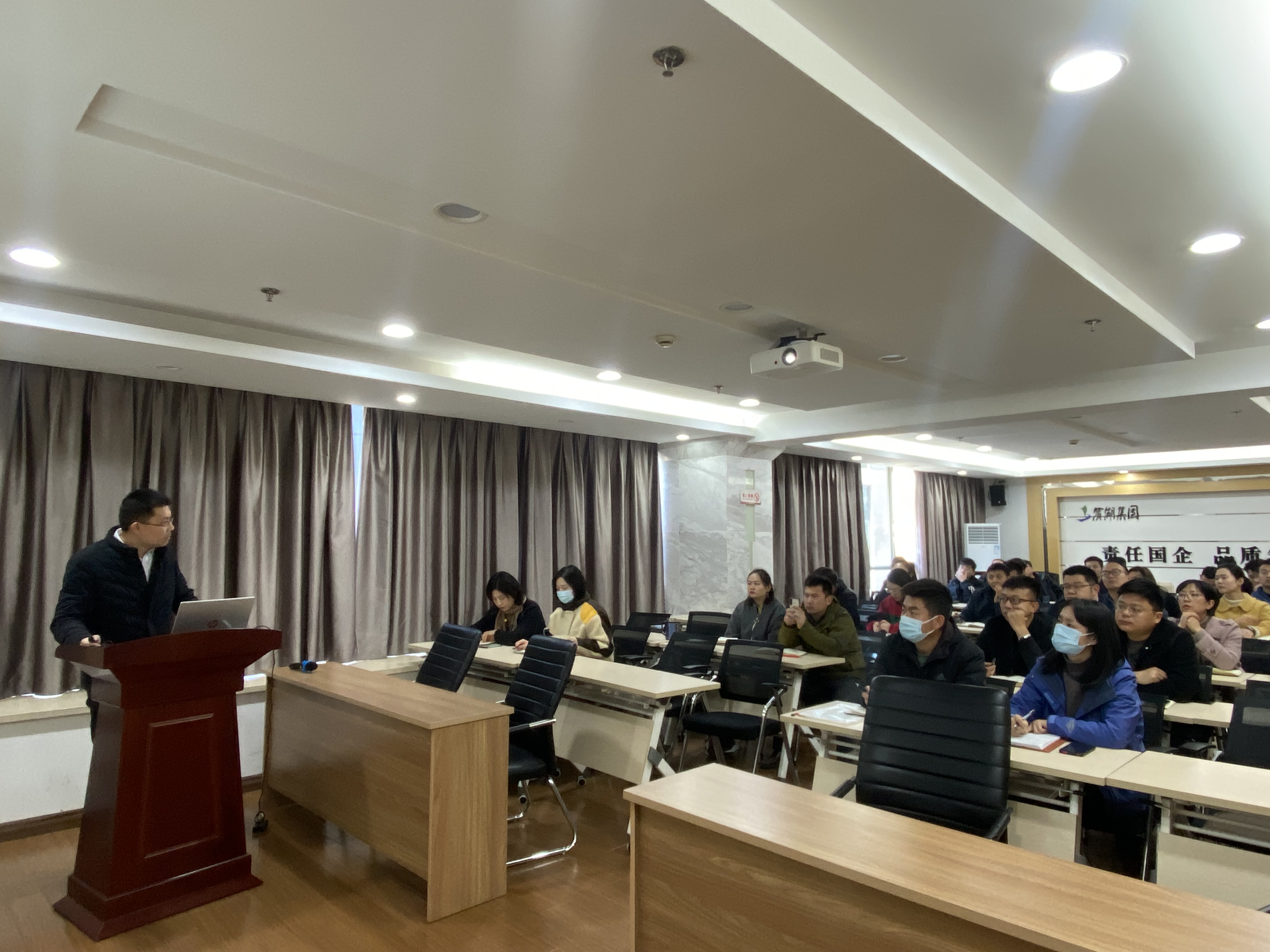 �������ս�����̳- ��Ȩ���Ĳ��˵�����