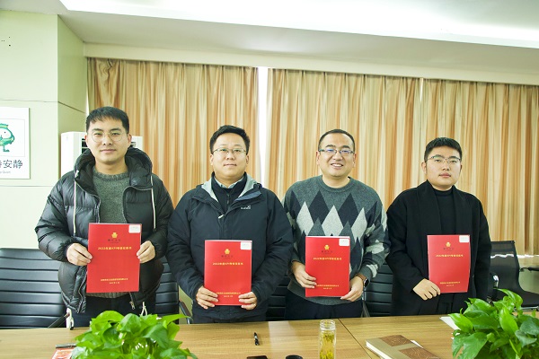 �������ս�����̳- ��Ȩ���Ĳ��˵�����