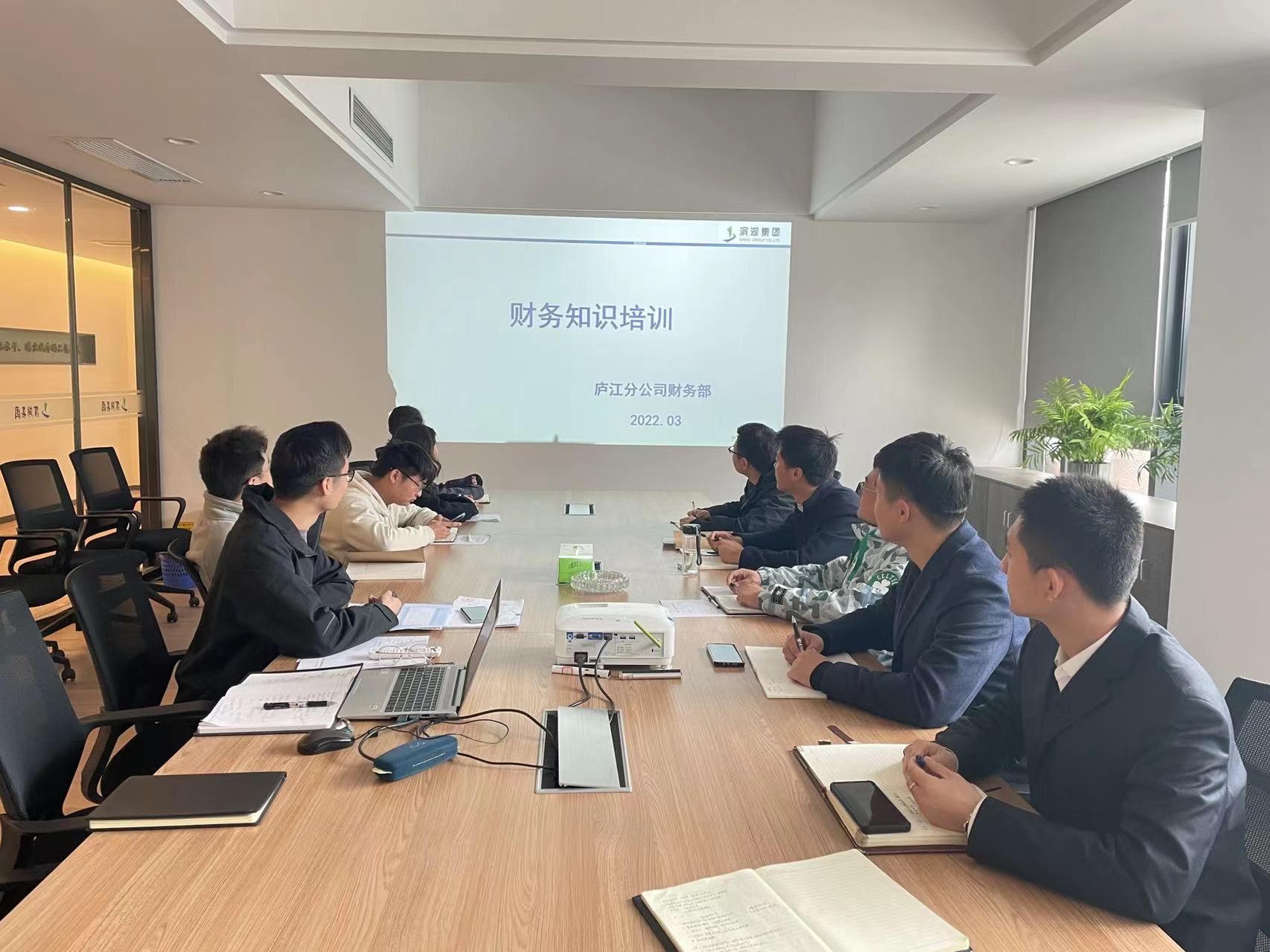 �������ս�����̳- ��Ȩ���Ĳ��˵�����