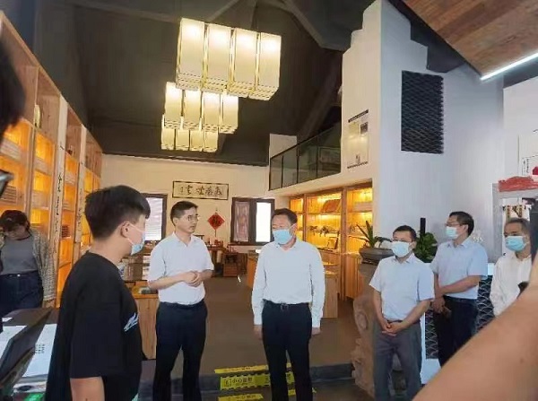 �������ս�����̳- ��Ȩ���Ĳ��˵�����