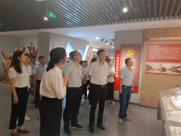 �������ս�����̳- ��Ȩ���Ĳ��˵�����