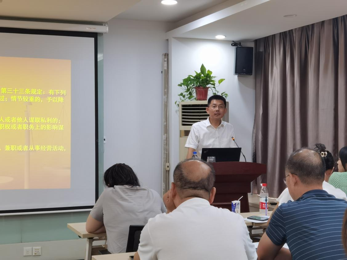 �������ս�����̳- ��Ȩ���Ĳ��˵�����