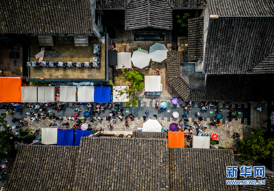 �������ս�����̳- ��Ȩ���Ĳ��˵�����