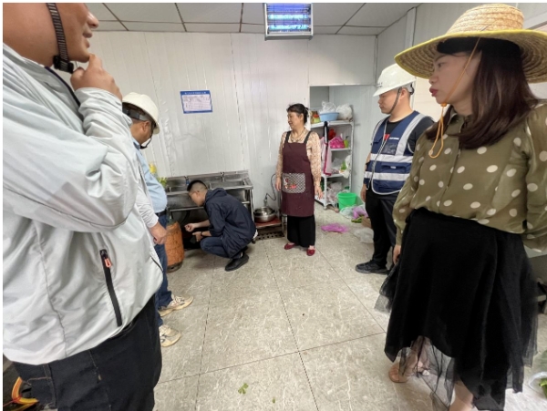 �������ս�����̳- ��Ȩ���Ĳ��˵�����