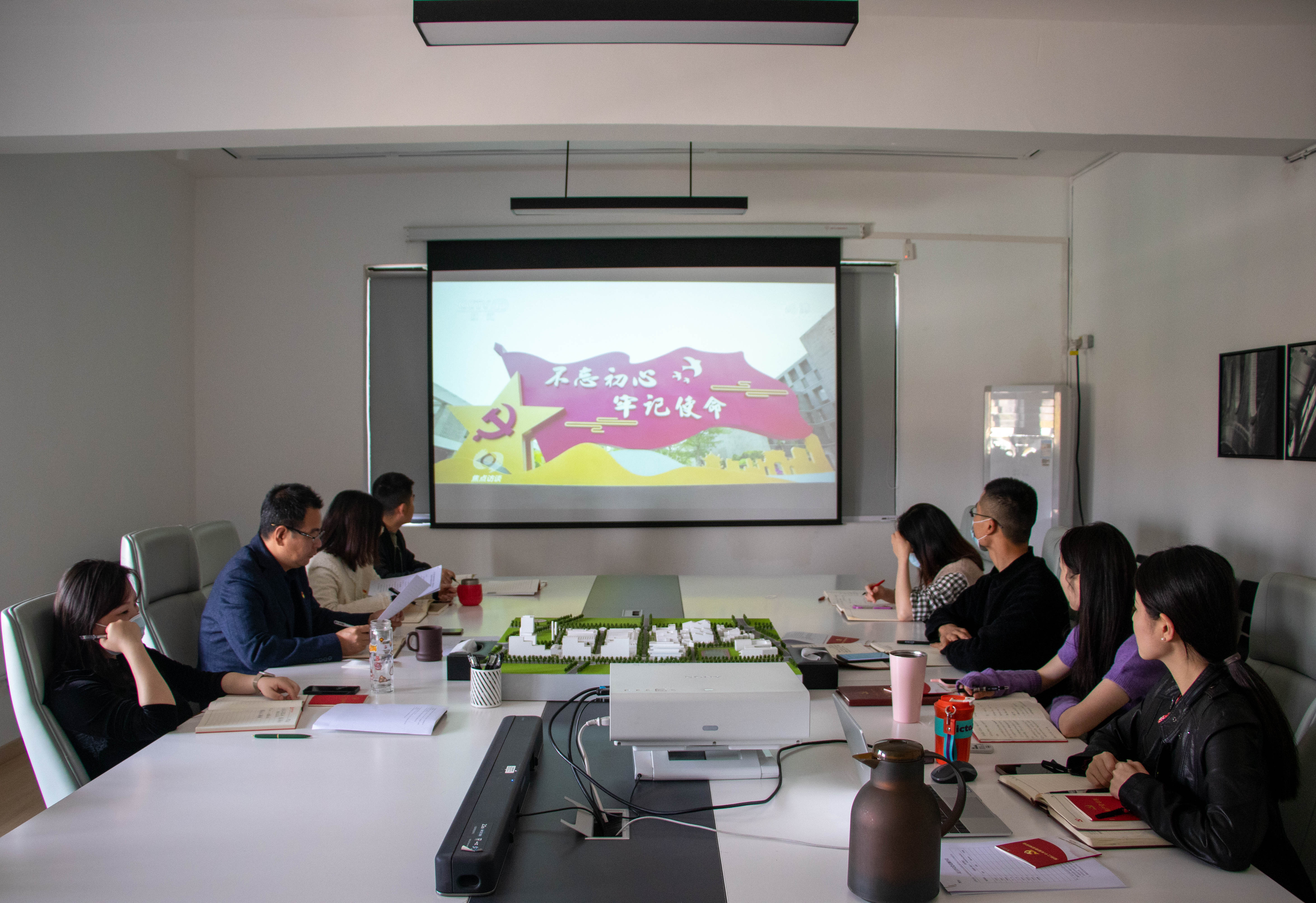 �������ս�����̳- ��Ȩ���Ĳ��˵�����