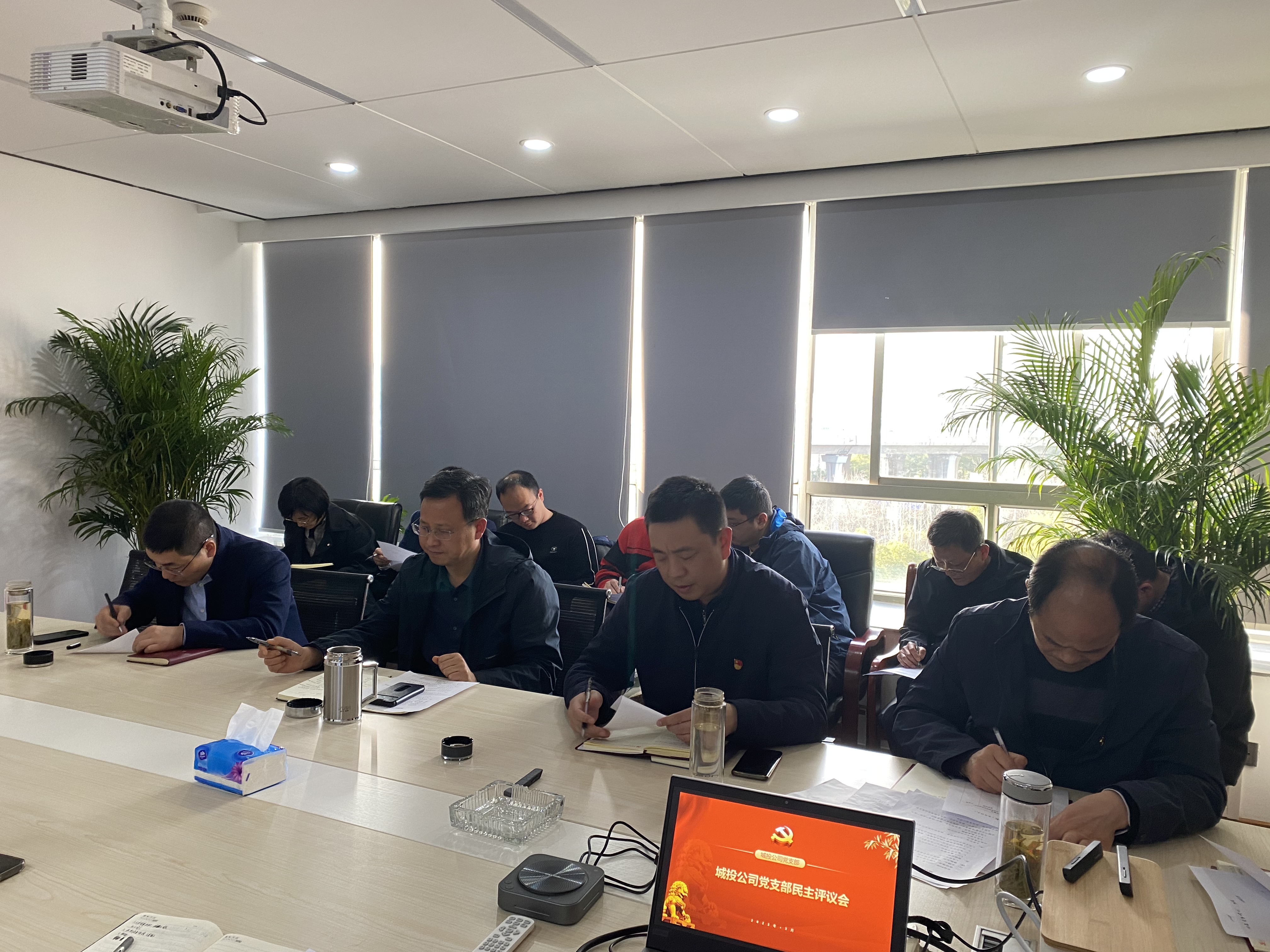 �������ս�����̳- ��Ȩ���Ĳ��˵�����