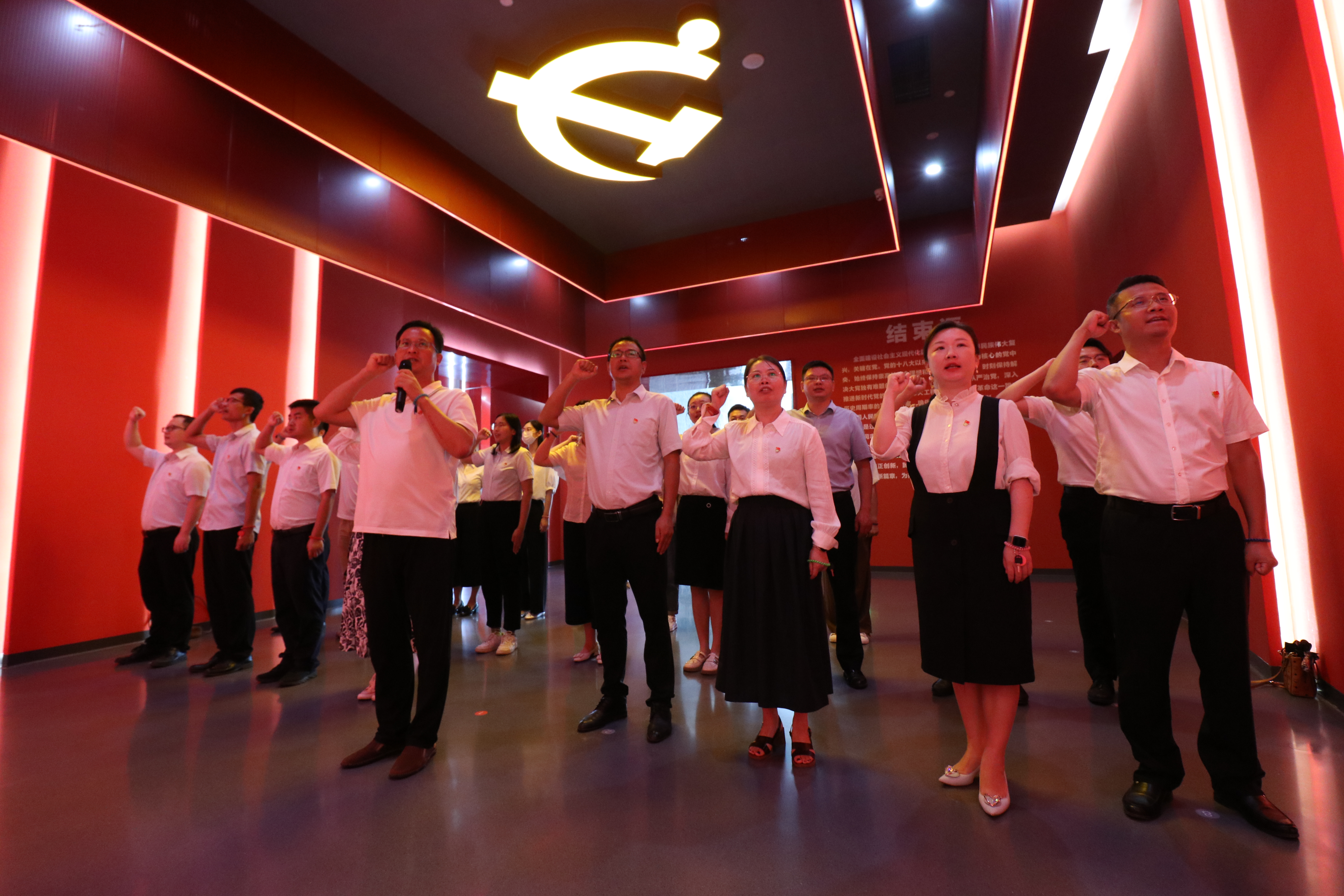 �������ս�����̳- ��Ȩ���Ĳ��˵�����