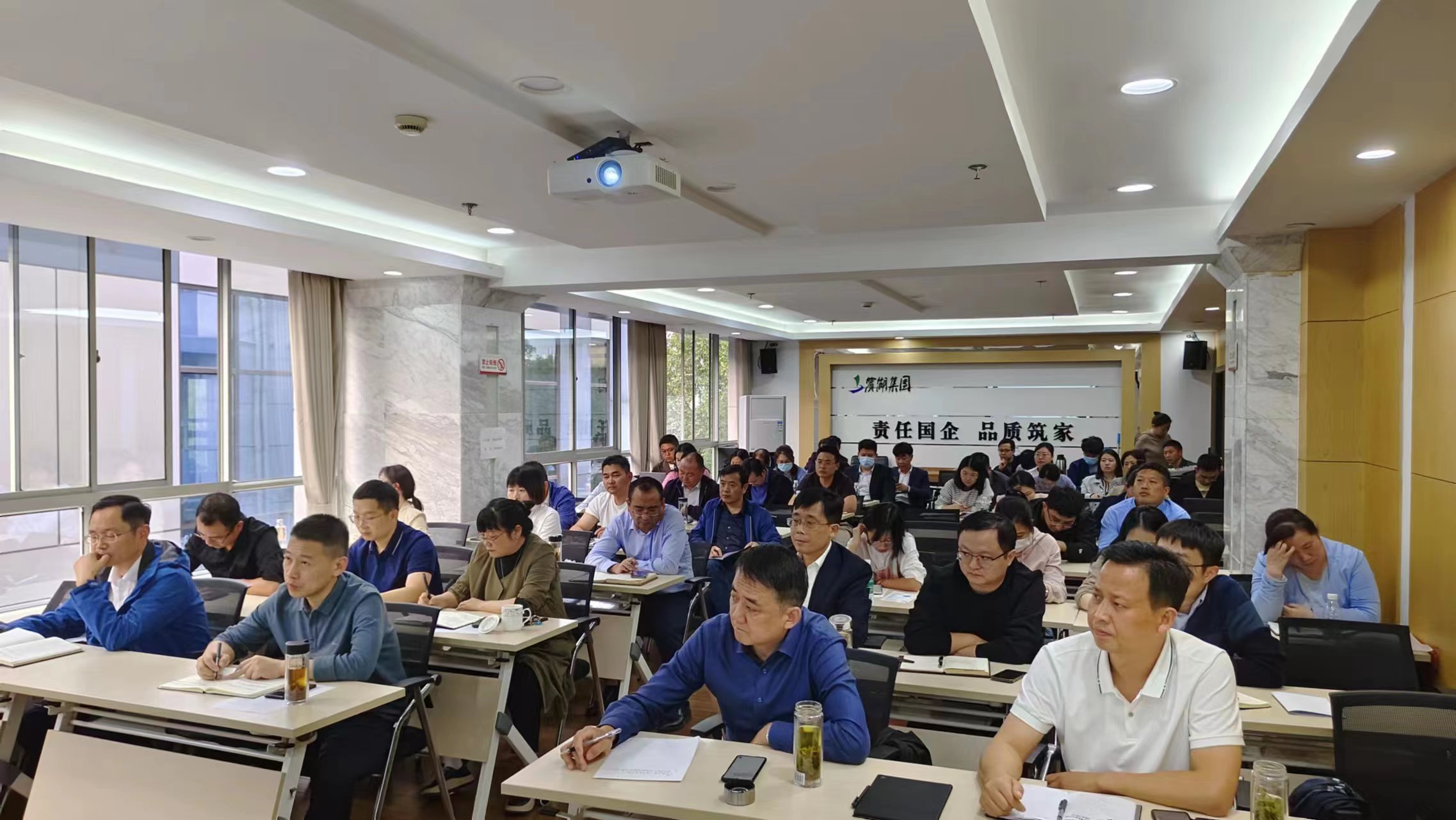 �������ս�����̳- ��Ȩ���Ĳ��˵�����