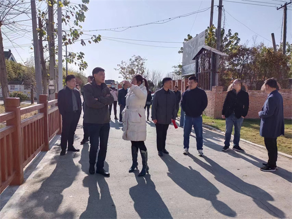 �������ս�����̳- ��Ȩ���Ĳ��˵�����