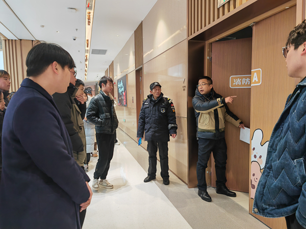 �������ս�����̳- ��Ȩ���Ĳ��˵�����