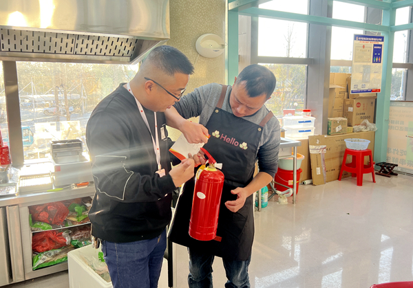 �������ս�����̳- ��Ȩ���Ĳ��˵�����