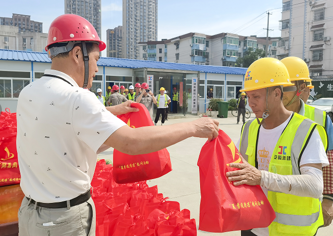 �������ս�����̳- ��Ȩ���Ĳ��˵�����