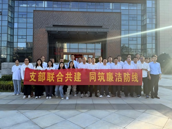 �������ս�����̳- ��Ȩ���Ĳ��˵�����