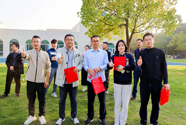 �������ս�����̳- ��Ȩ���Ĳ��˵�����