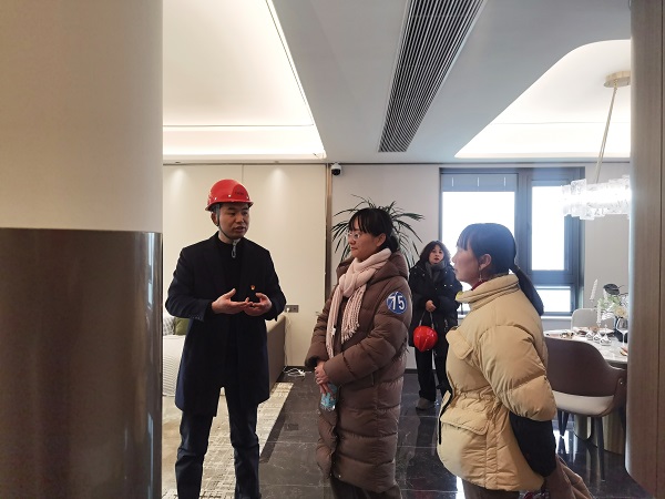 �������ս�����̳- ��Ȩ���Ĳ��˵�����