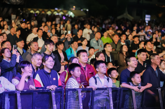 �������ս�����̳- ��Ȩ���Ĳ��˵�����