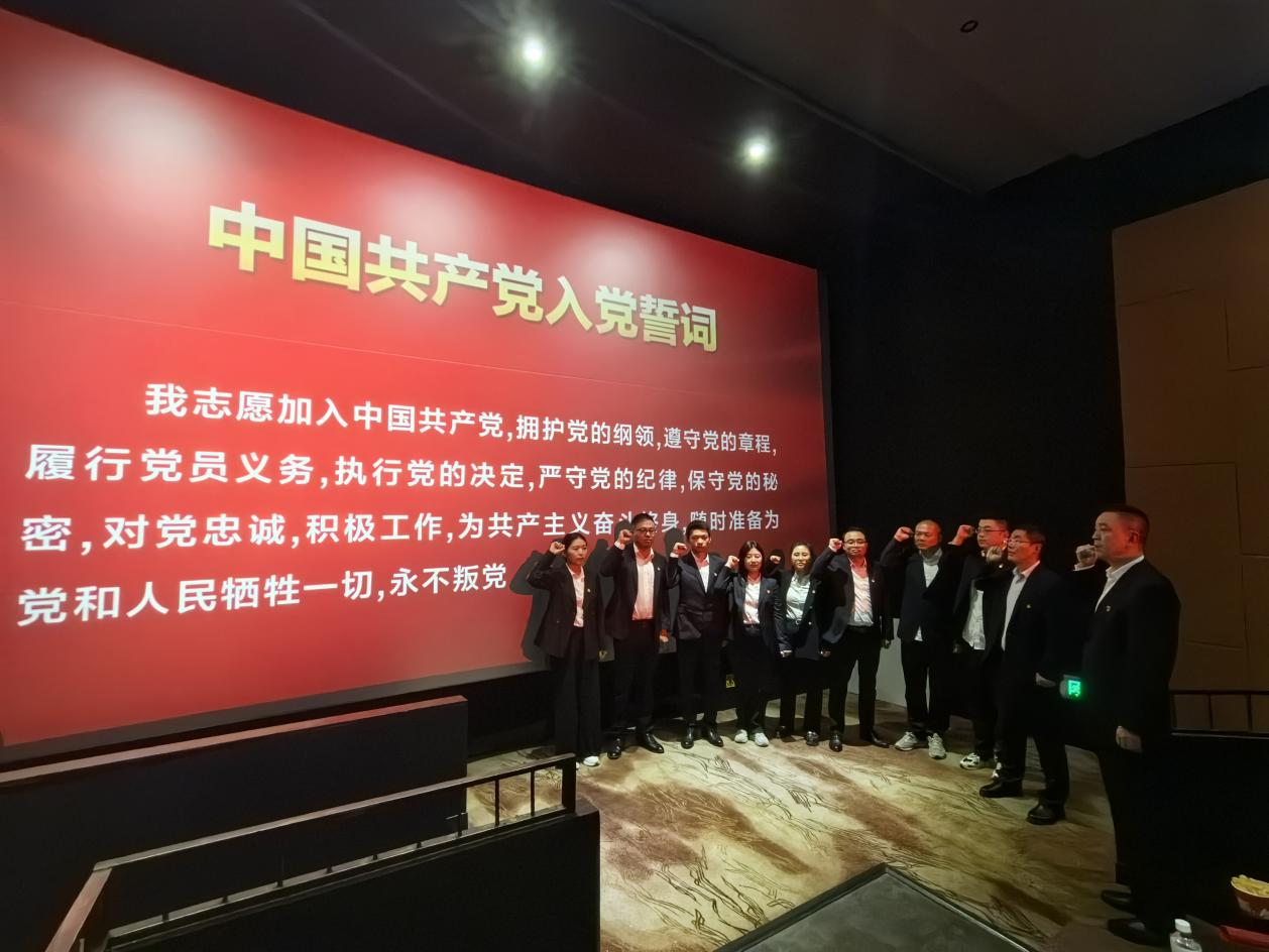 �������ս�����̳- ��Ȩ���Ĳ��˵�����